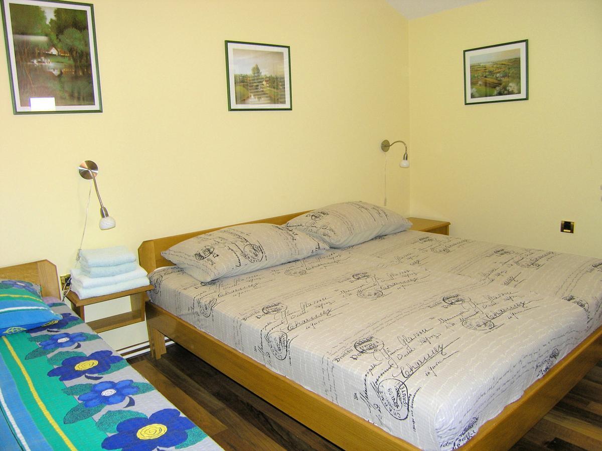 Apartments Oribella Кърк Екстериор снимка