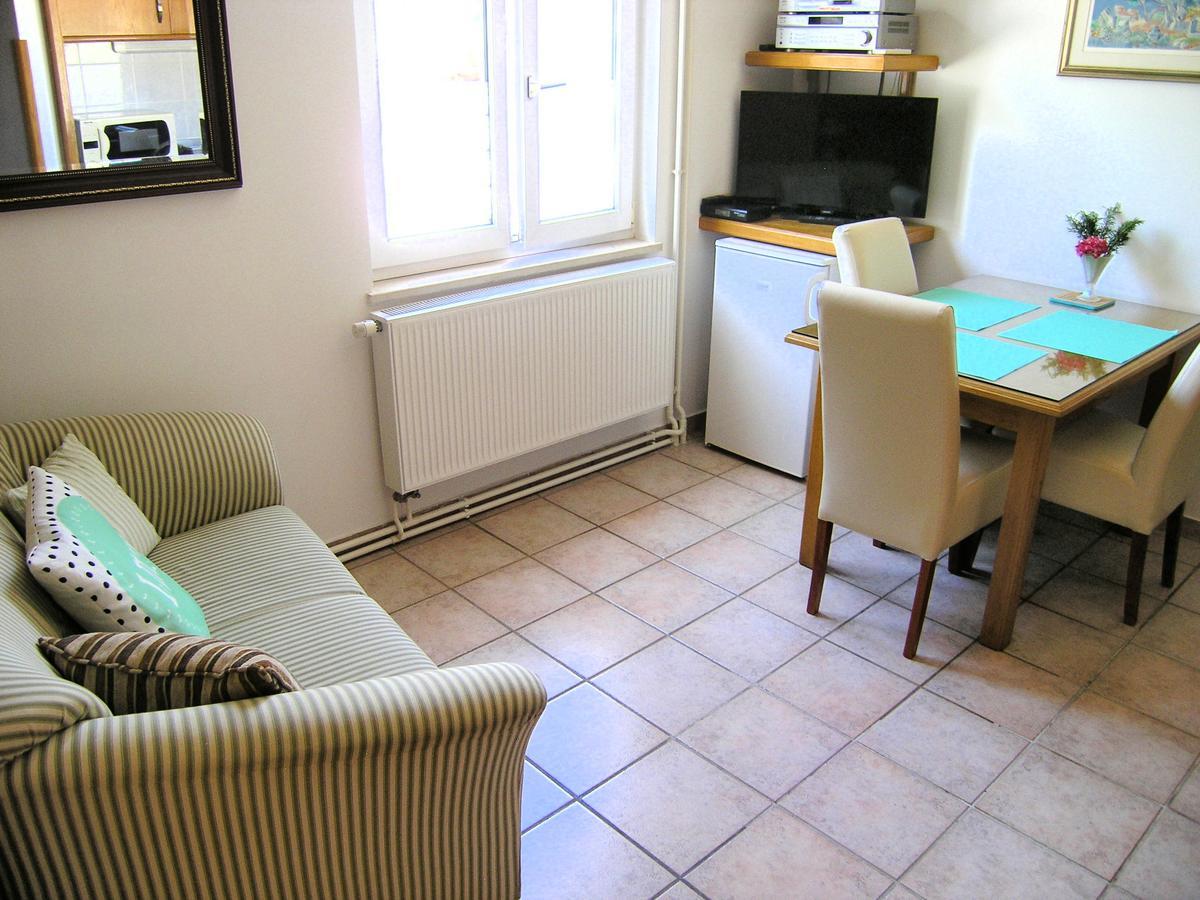 Apartments Oribella Кърк Екстериор снимка