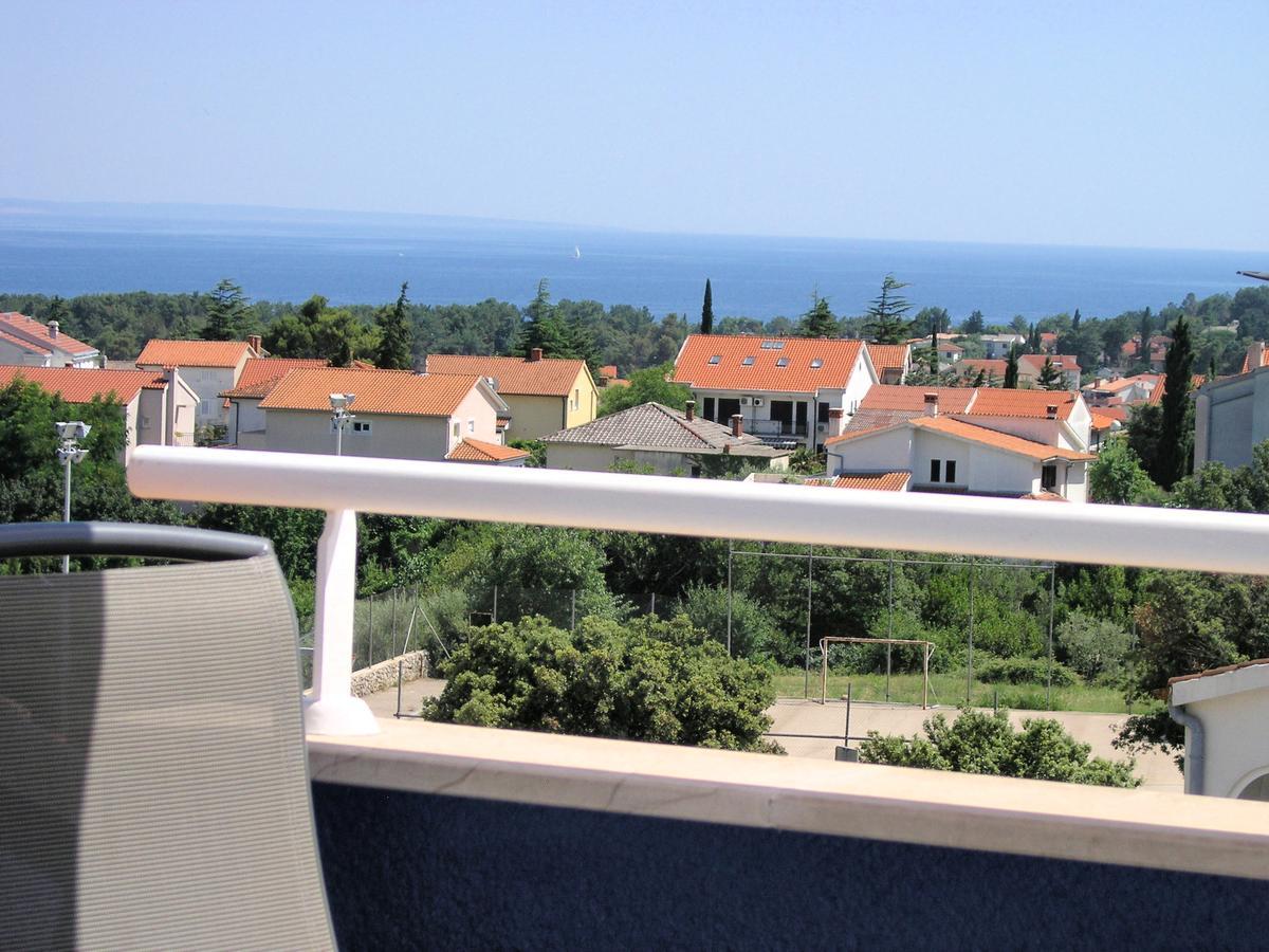 Apartments Oribella Кърк Екстериор снимка